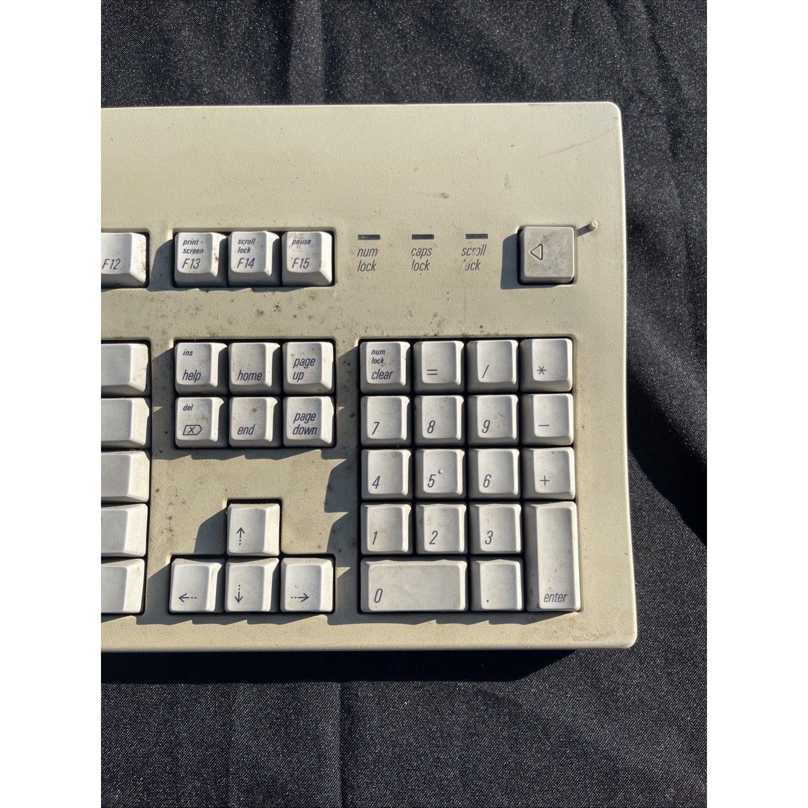 Vintage Apple Extended Keyboard II M3501 Mechanical Keyboard ADB Beige Classic