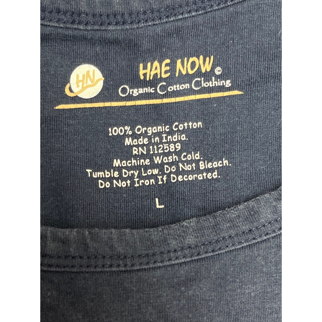 HAE NOW Organic Cotton Never Give Up Graphic T-Shirt Women's Large Navy Blue