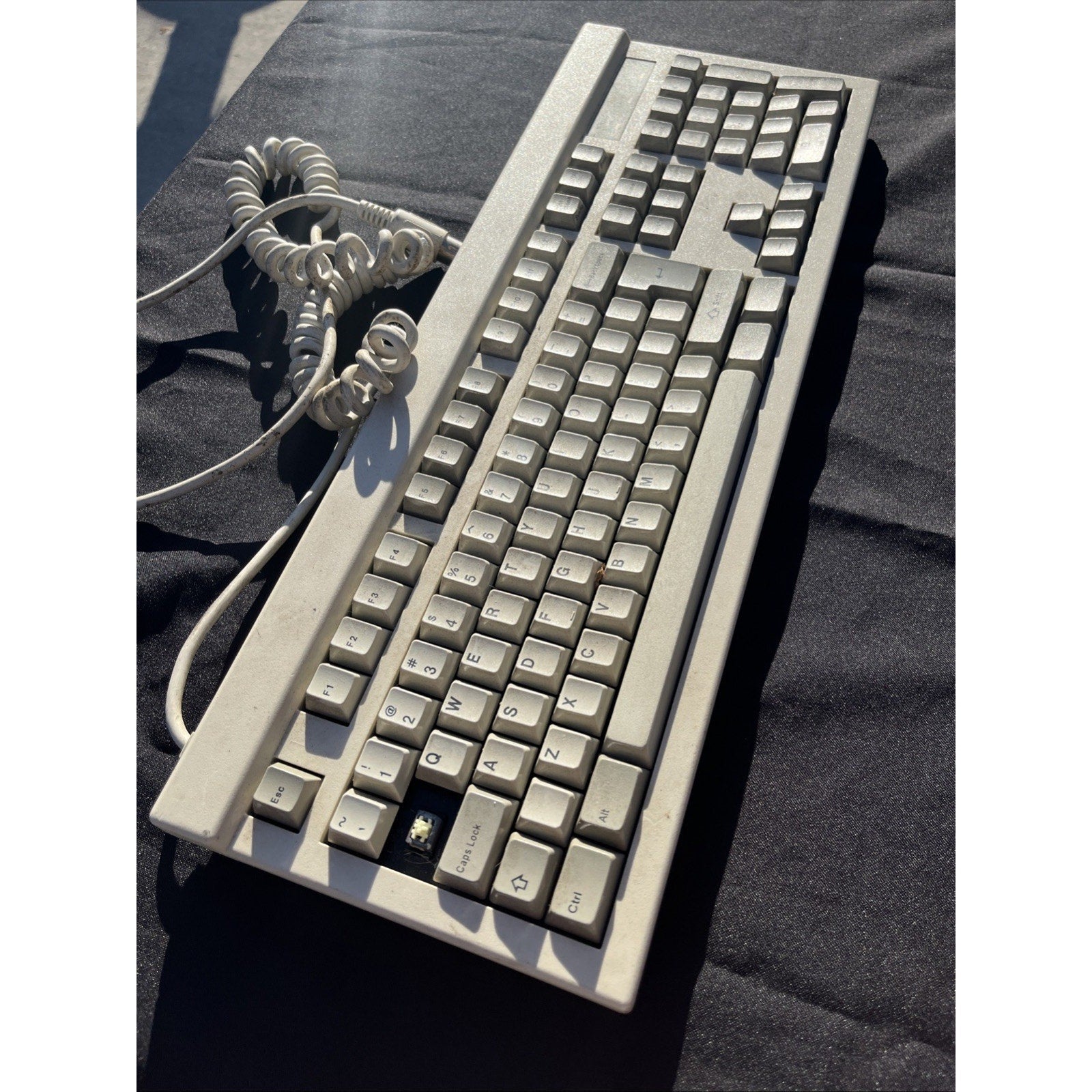 Vintage QX-101 Mechanical Keyboard Model QX-101 PS/2 Beige Keyboard Parts