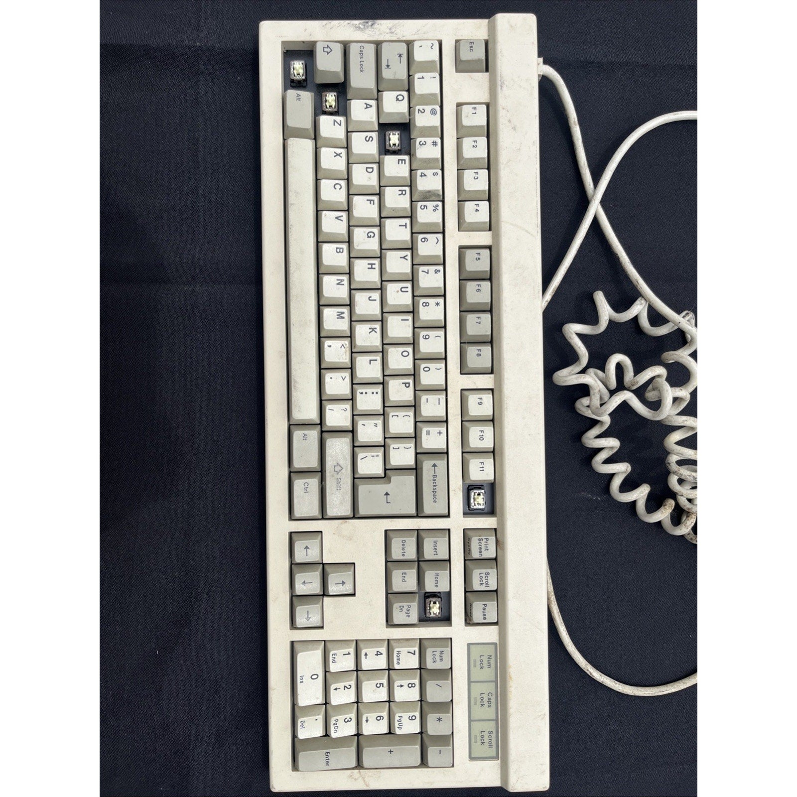 Vintage Mechanical Keyboard PS/2 Style Beige Full Size Wired Keyboard Coiled