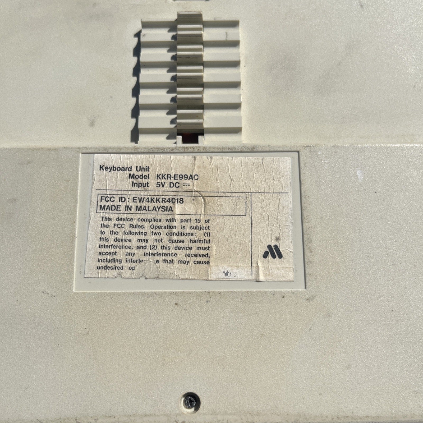 Vintage KKR-E99AC Mechanical Keyboard Made in Malaysia Untested Yellowed