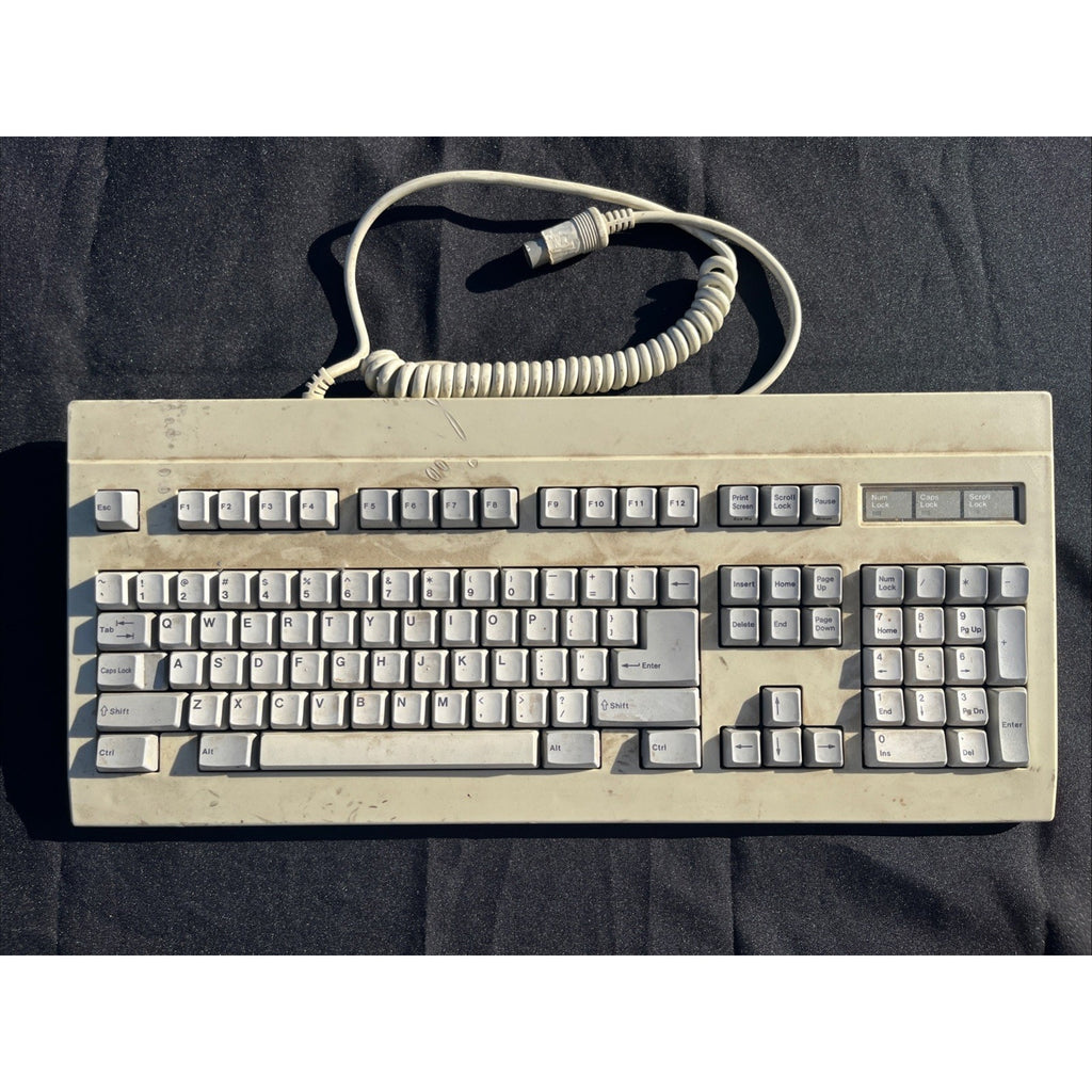 Vintage BTC Mechanical Keyboard HMB-35957U-2 PS/2 Clicky Keyboard Made in Japan