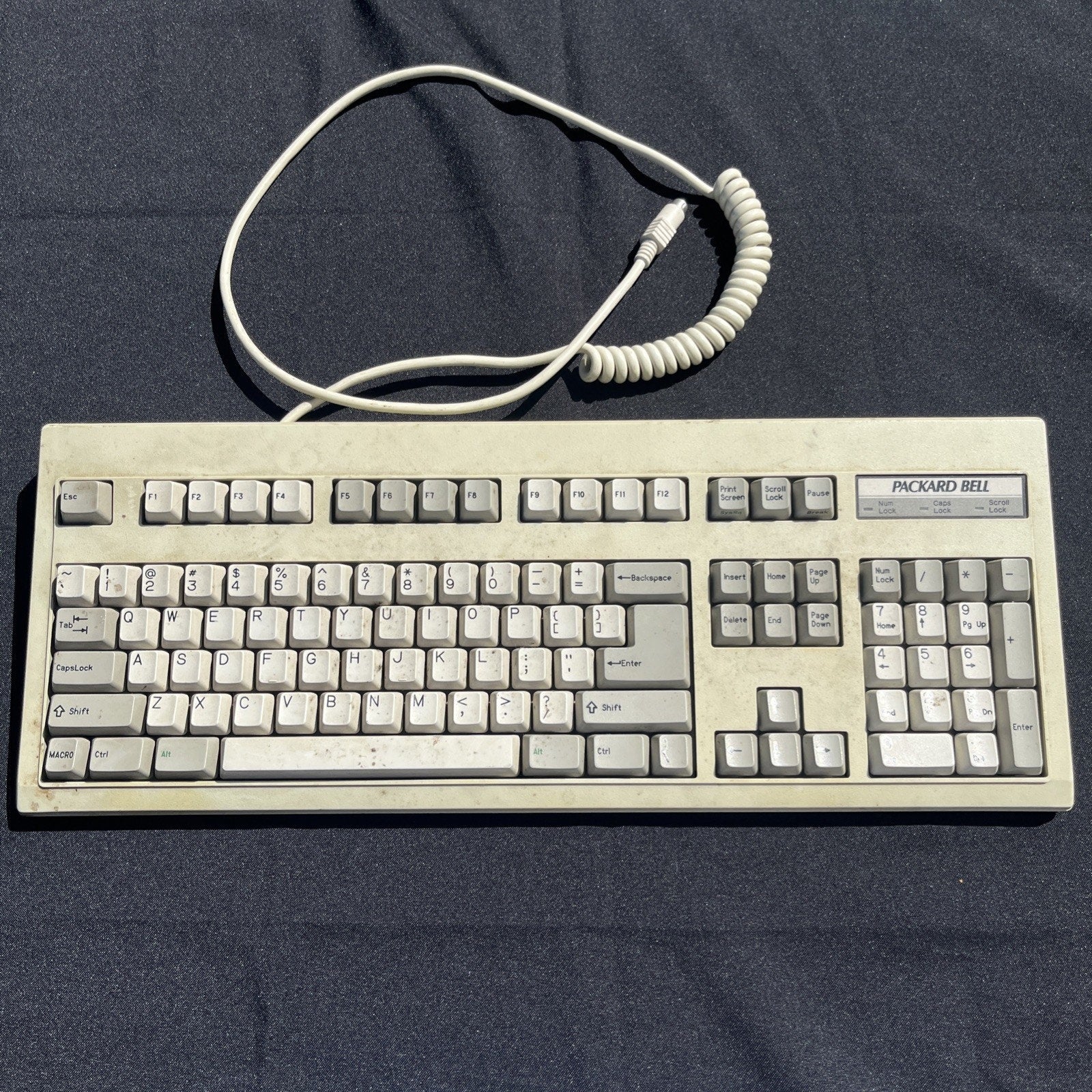 Vintage Packard Bell BTC 5339 Keyboard AT DIN Retro PC Computer Mechanical