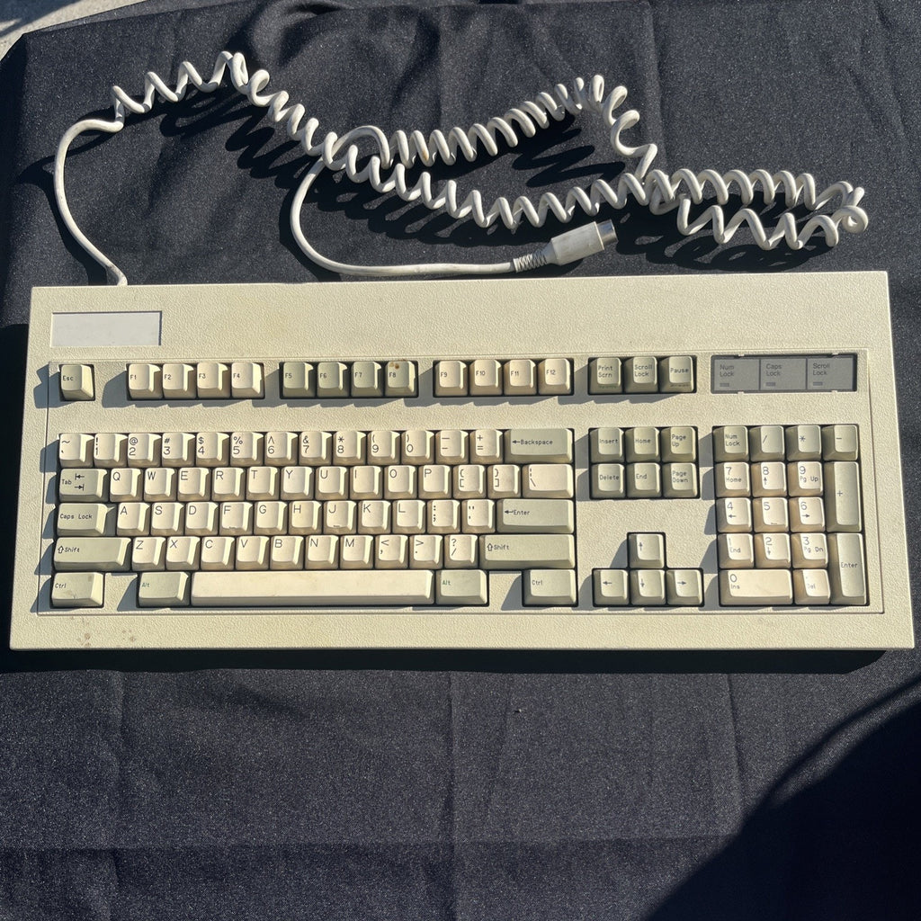 Vintage Key Tronic 101-Key Mechanical Keyboard AT PS/2 Beige Taiwan