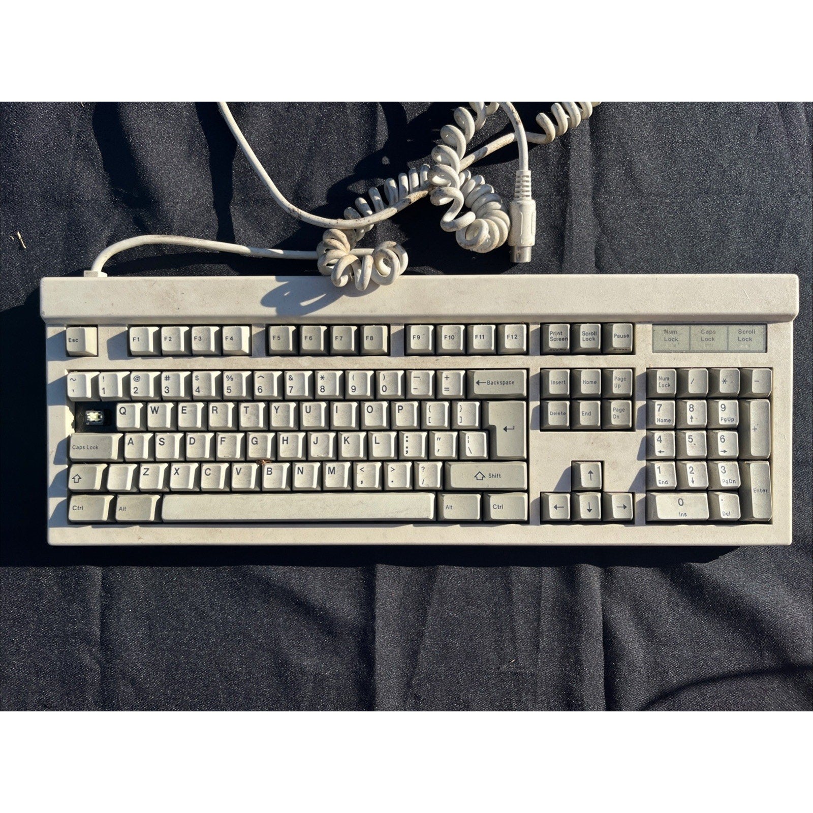 Vintage QX-101 Mechanical Keyboard Model QX-101 PS/2 Beige Keyboard Parts