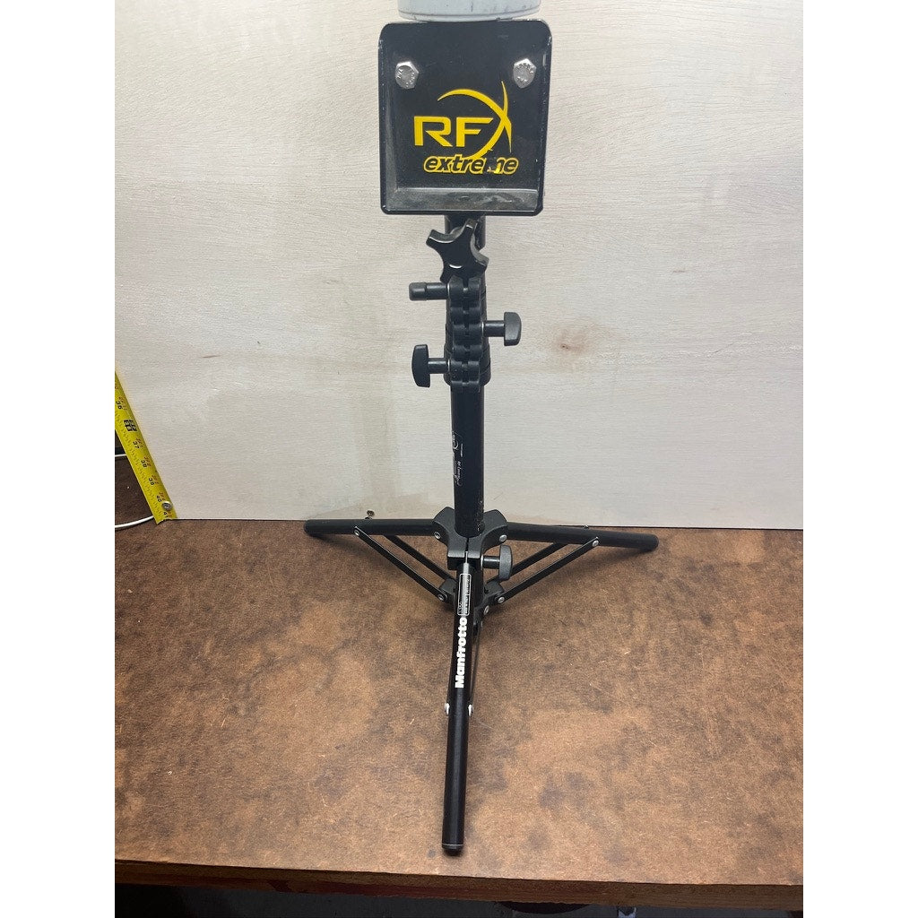 RF Central RF Extreme Right Circular Antenna with Manfrotto Stand WORKING!
