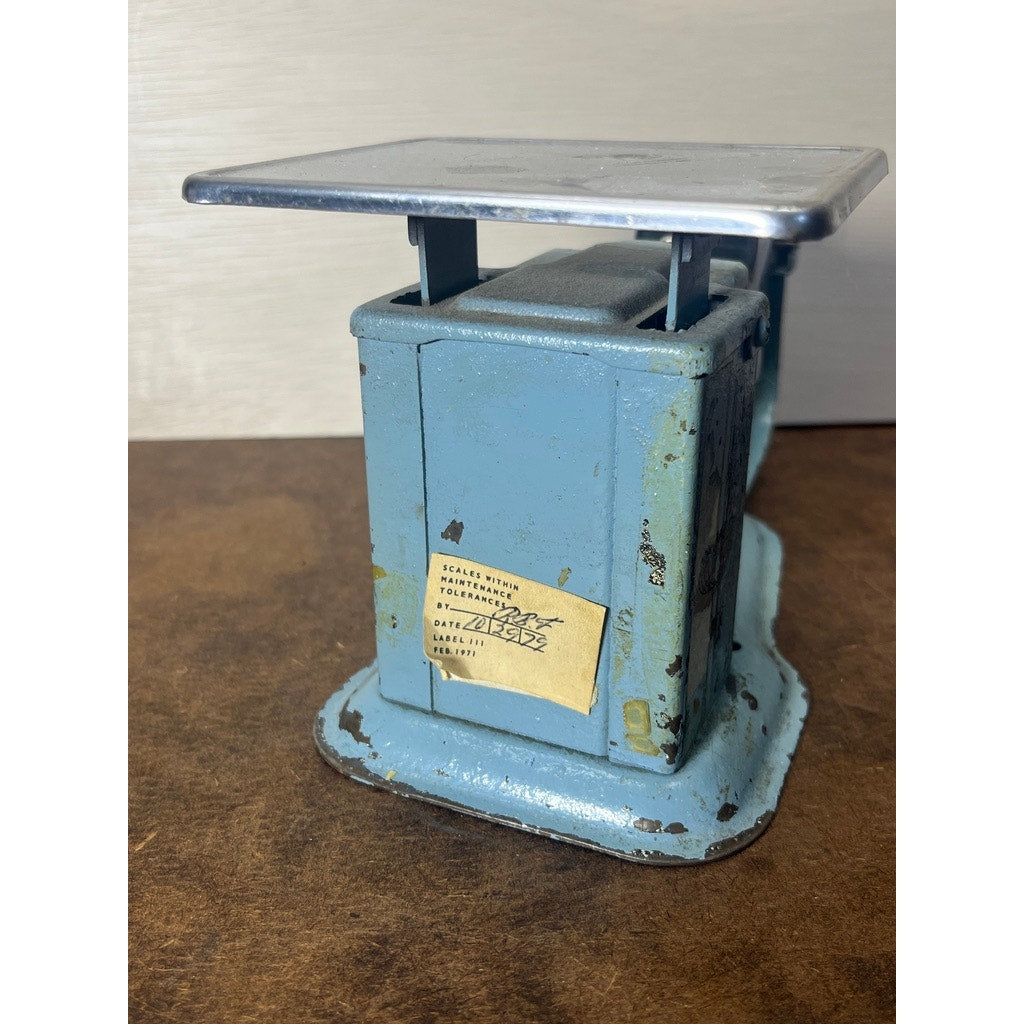 1979 Vintage Blue Metal Mechanical Balance Scale